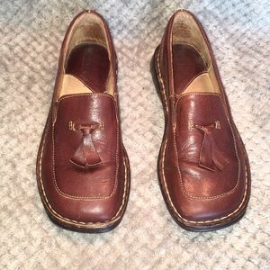 Born Moc Toe Tassel Slip On Loafers Sz 6